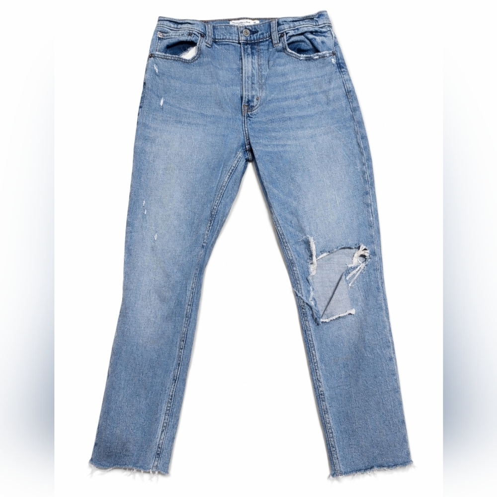 Abercrombie & Fitch Light Blue Distressed The Skinny High Rise Jeans SIZE 28 / 6